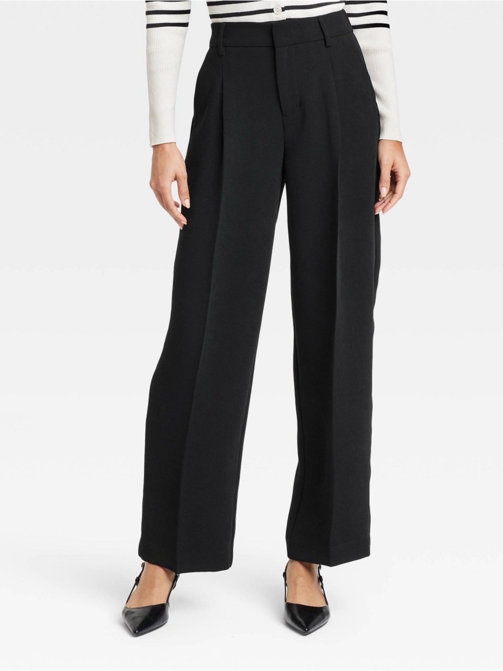 A New Day Women's Signature Crepe Essential Trousers Black 10L
New with Tag